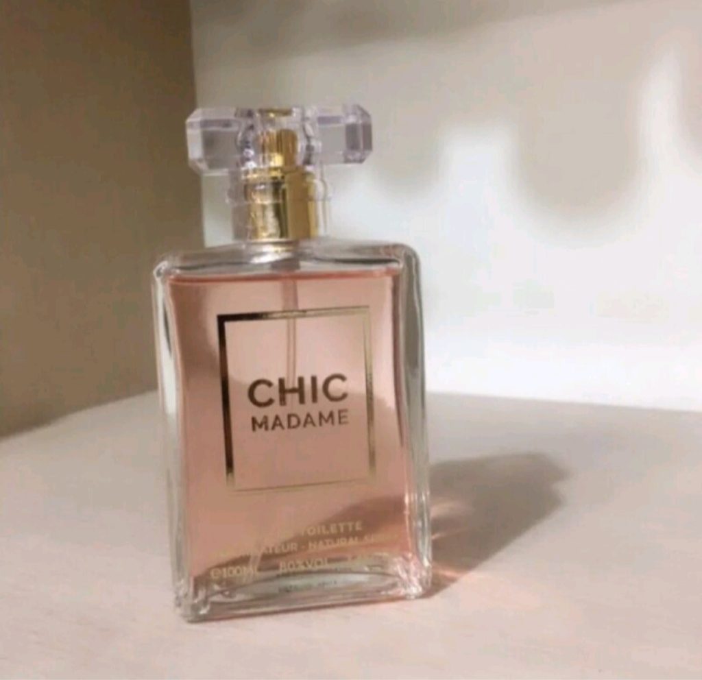 ادکلن زنانه کوکوشنل چیک مادام Chanel Coco Mademoiselleحجم ۱۰۰ میلی لیتر